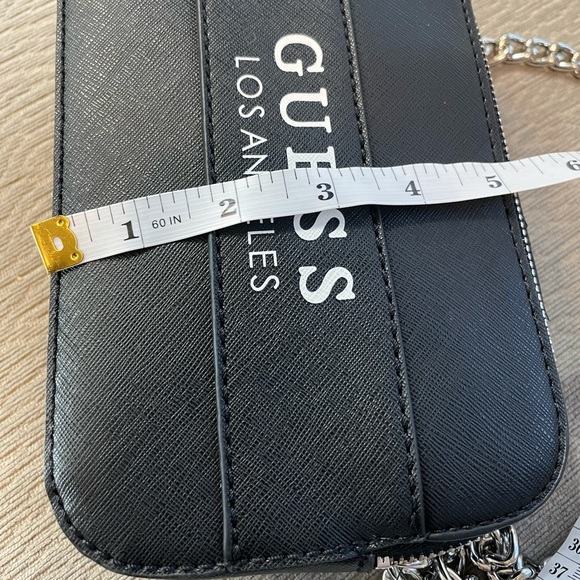 Guess - Picture 2 of 9